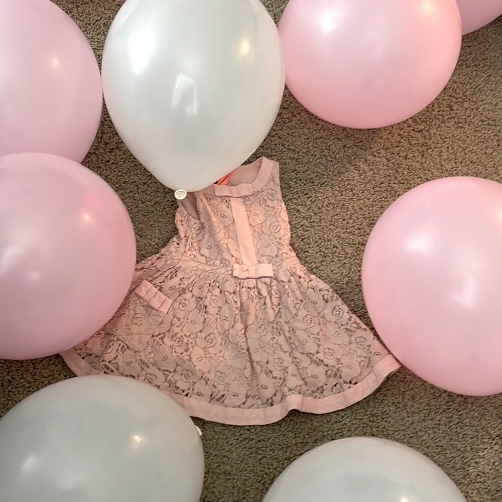 Dress - Picture 4 of 4